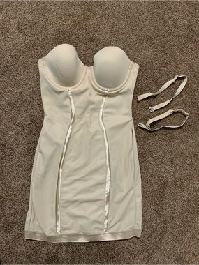 Maidenform Strapless Shapewear Slip in Beige, removable straps, underwire, 34B